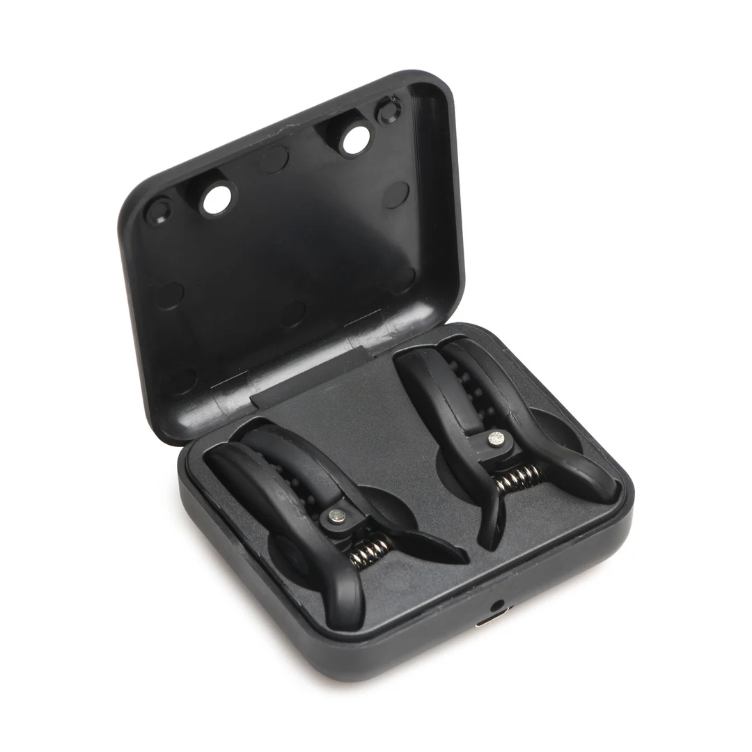 Morsetti vibranti per capezzoli XR Brands Dark Grip - immagine 4