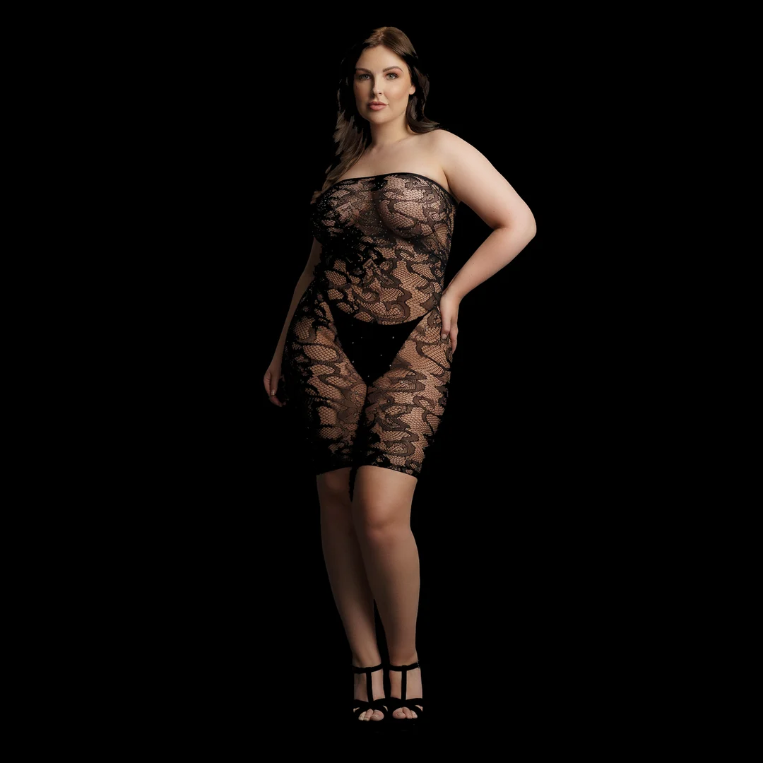 Completo da festa in pizzo con strass e riflessi festosi, per lingerie curvy – LIN - immagine 4