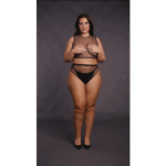 Set di lingerie sensuale con top corto a rete e cavallo aperto, per silhouette curvy – OSX - immagine 6