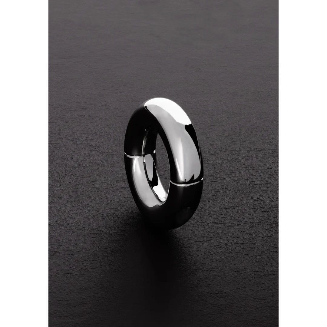 Stretcher rotondo per testicoli Steel by Shots - immagine 4